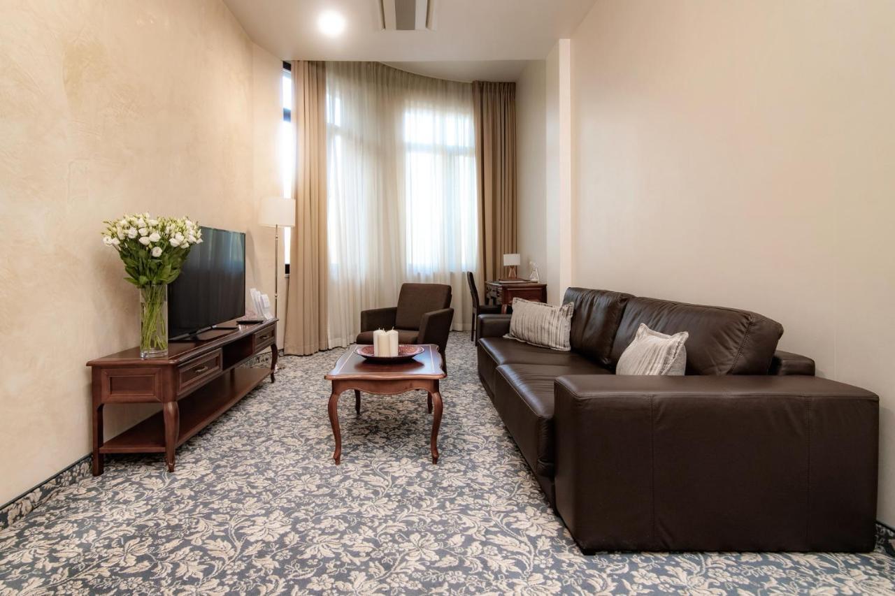 Hotel Park Kajetany Nadarzyn Exteriér fotografie