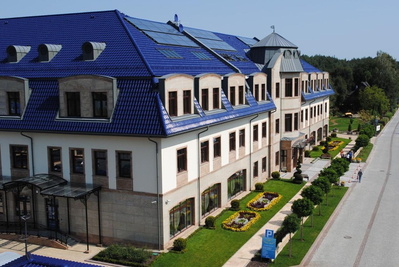 Hotel Park Kajetany Nadarzyn Exteriér fotografie